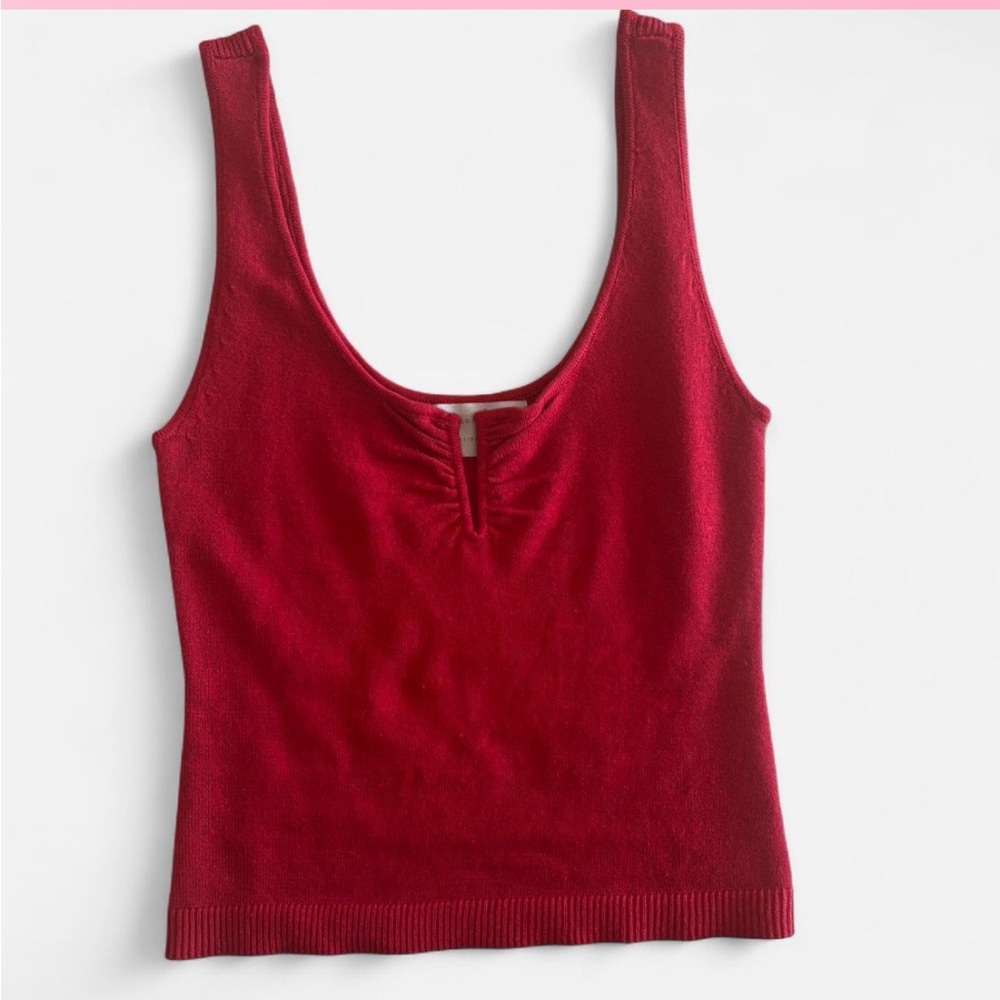 Modern Citizen Red Fitted Sleeveless Tank Top